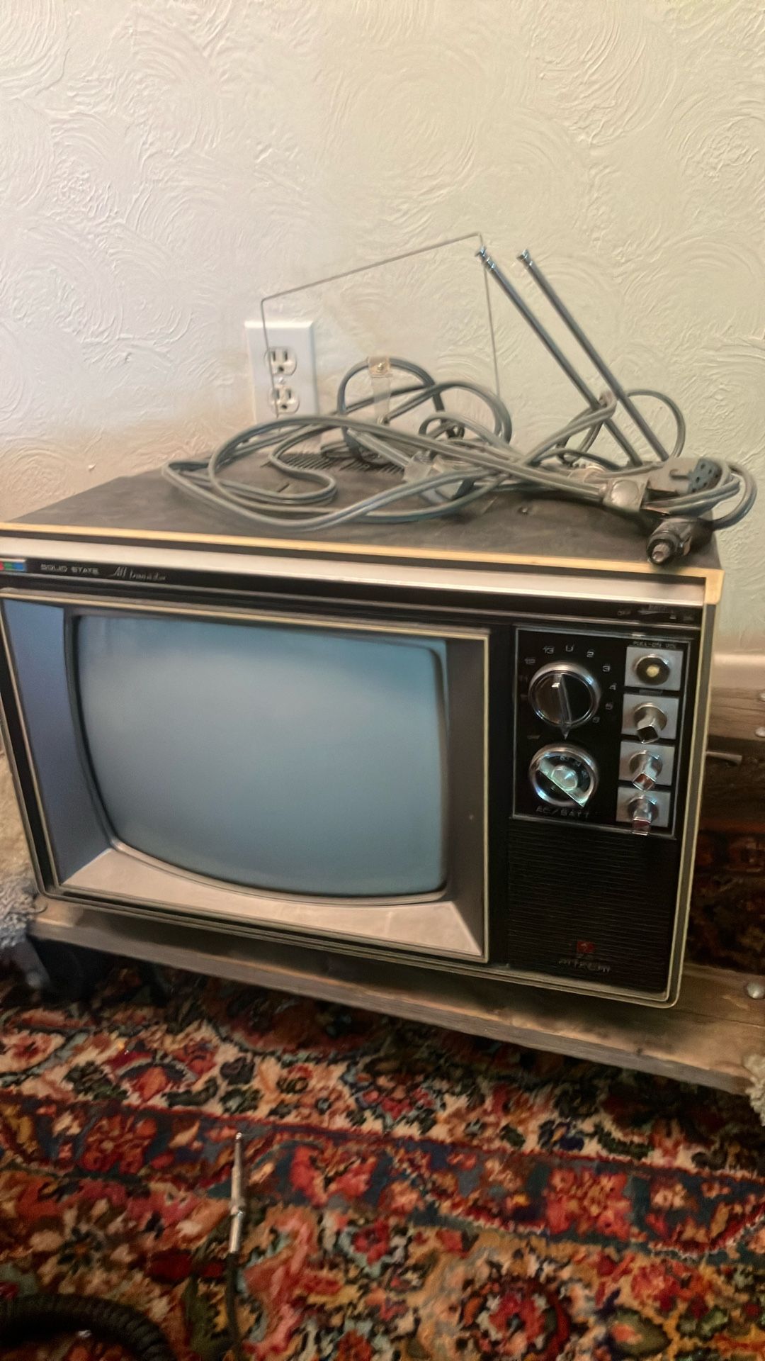 Vintage Hitachi Tv