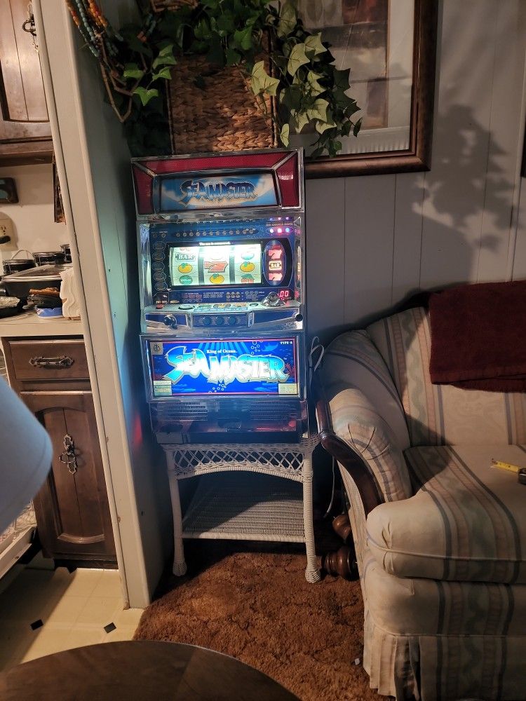 Slot Machine Type -a  36 Inches Tall