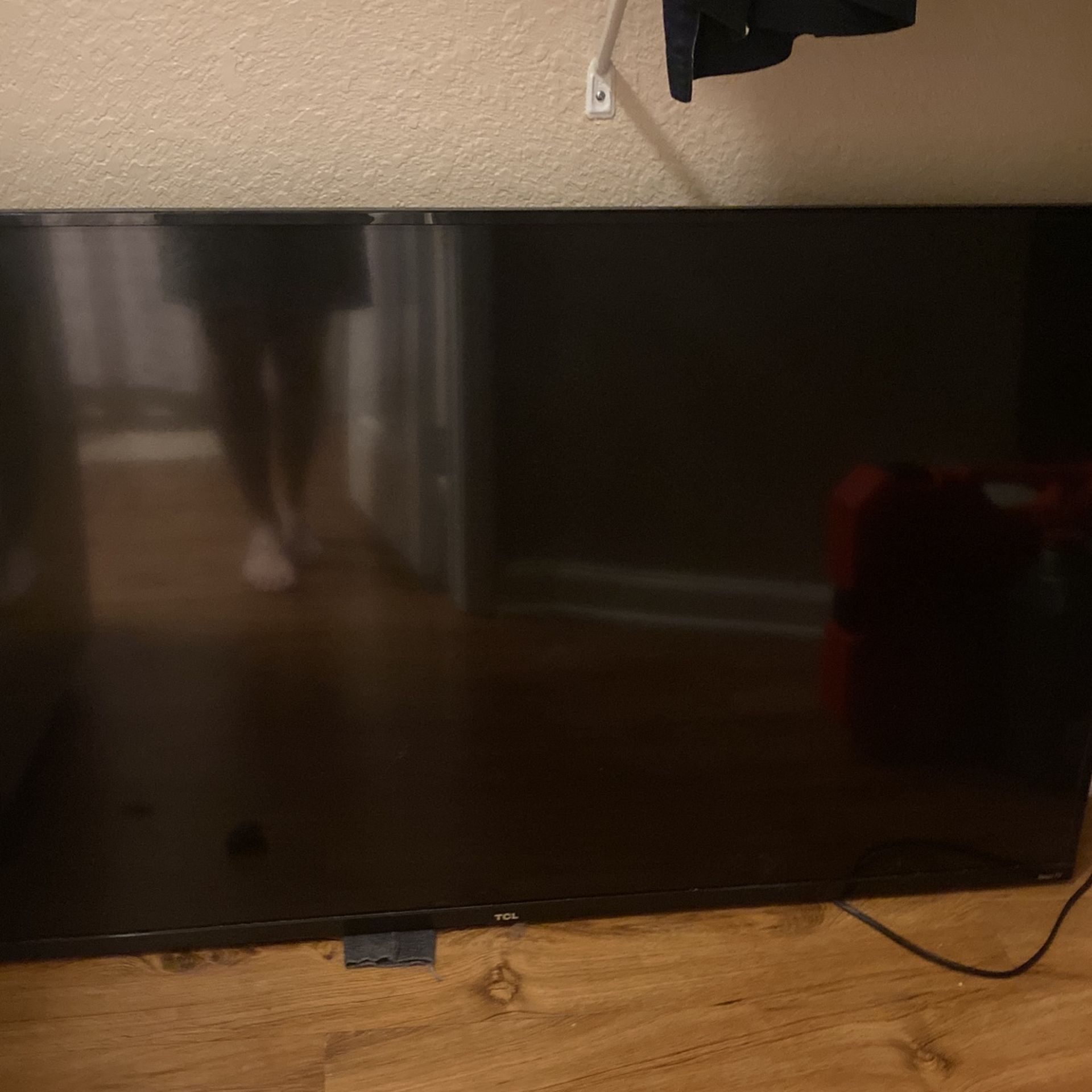 49 ‘ TCL TV  