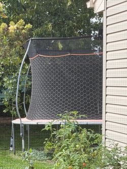 Outdoor Trampoline with Safety Enclosure Net