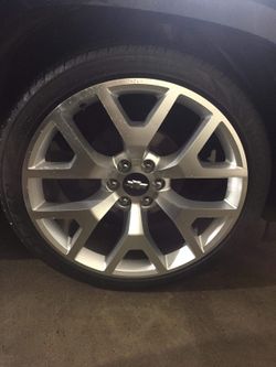 24 inch 6lug Chevrolet Gmc Cadillac wheels tires lugnuts sensors