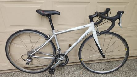 Giant OCR 1 Women's Road Bike - Size XS very lightweight