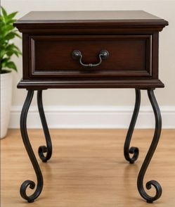 nightstand, end table, entryway accent table, or decorative side table.