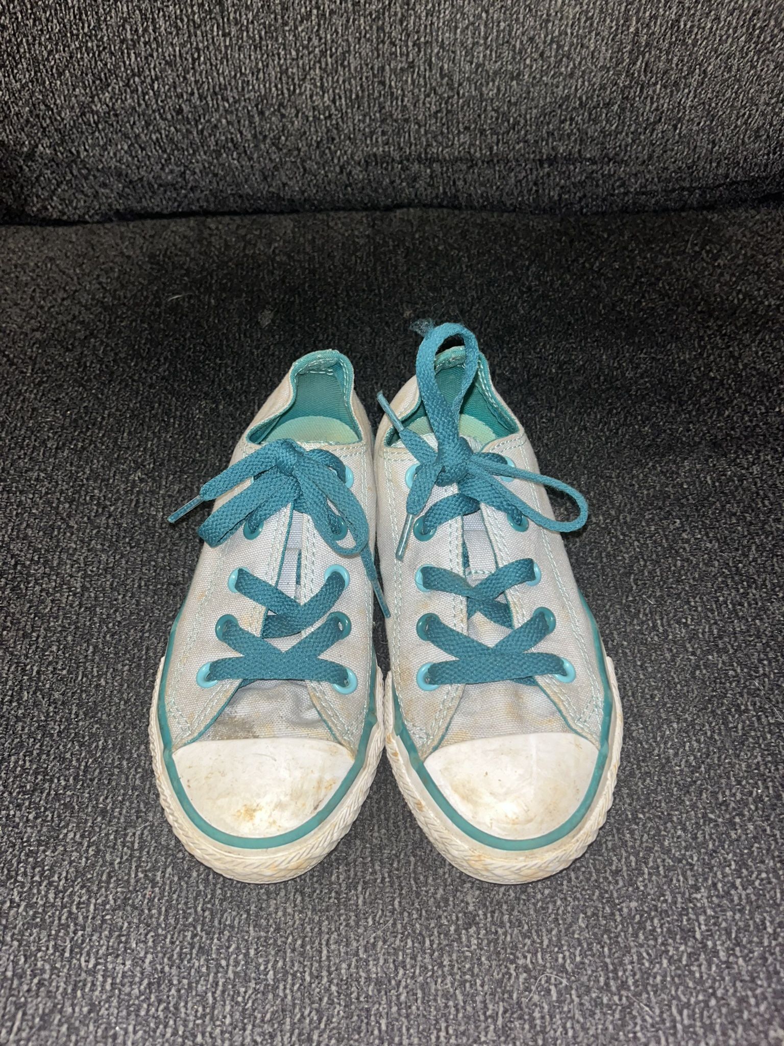 Converse Girls Size 12