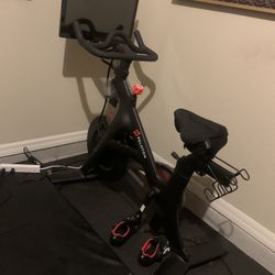 Exercise Bike —Peloton (Tonic)