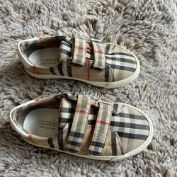 Burberry Sneakers