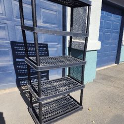 2 Shelves (6ft Tall)