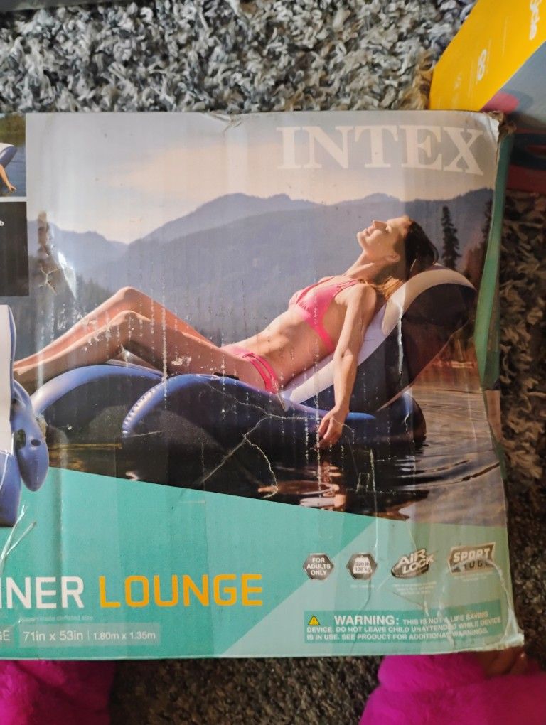 Swimming Recliner Lounge