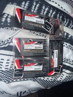 G.Skill Ripjaws Series 8GB 204-Pin DDR3 SO-DIMM DDR3 1600 (PC3 12800) Laptop Memory (F3-1600C9S-8GRSL)