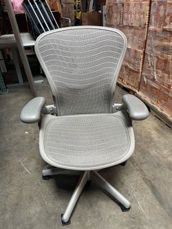 Herman miller Aeron chair