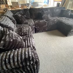 Super Bowl Sectional Ready! Ready For Delivery 4 Pc Black Super Plush Can Finance Can Layaway Can Deliver $1750