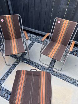Zip Dee vintage outdoor foldable chairs with carrying case