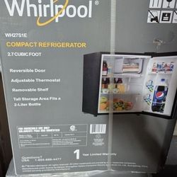 Mini Fridge 