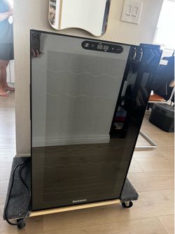 Wine Enthusiast 32-Bottle Dual Zone MAX Compressor Wine Cooler