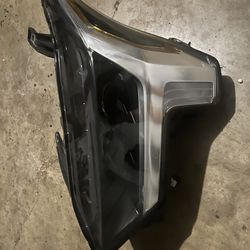 2025 Lh Tundra Headlight 