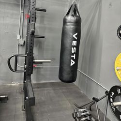 Boxing Kit - Punching Bag + 5/8" Rig Vesta Fitness - also for 1" holes!