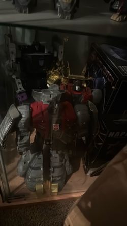 Fan toys transformers dinobots