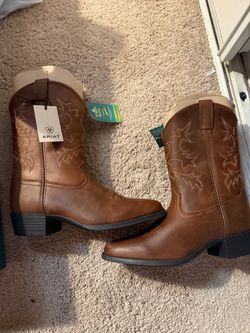 Ariat heritage R toe boots
