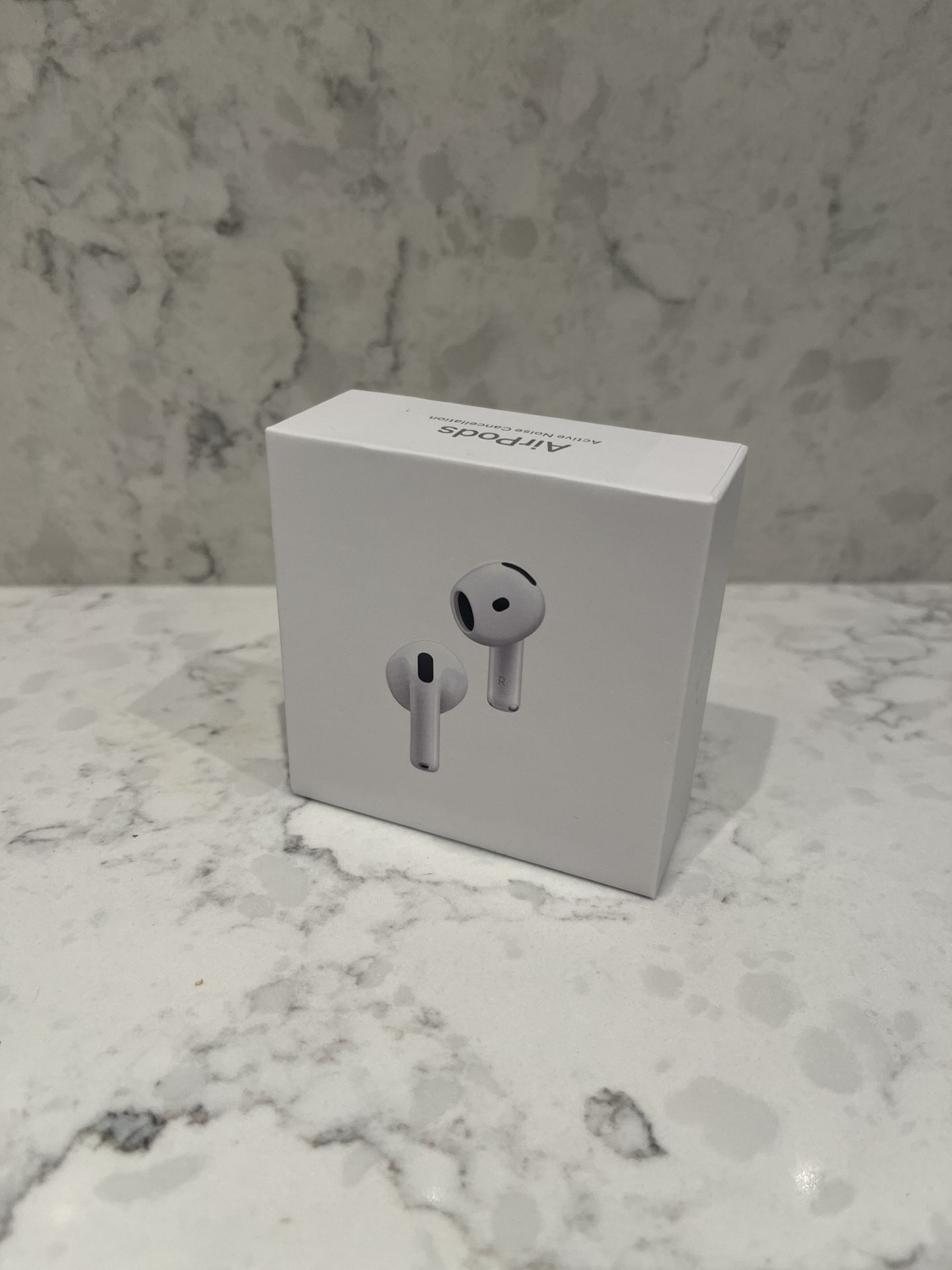 *UNOPENED* AirPods 4 ANC