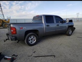 2011 Chevy Silverado •••PARTS ONLY••
