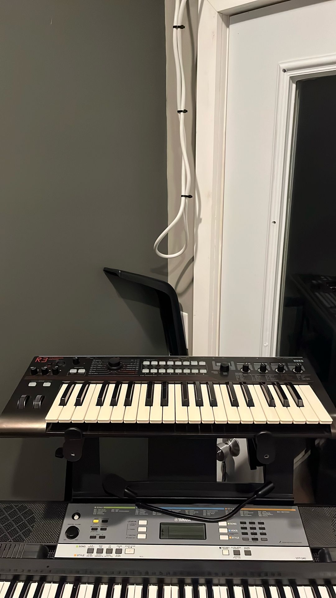 Korg R3 Vocal synthesizer