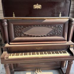 🎹 Antique Decker Bros Co. Upright Piano – Circa 1885 