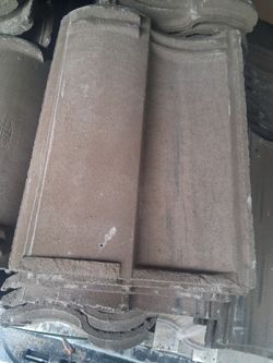 S shaped roofing tiles MAKE OFFER