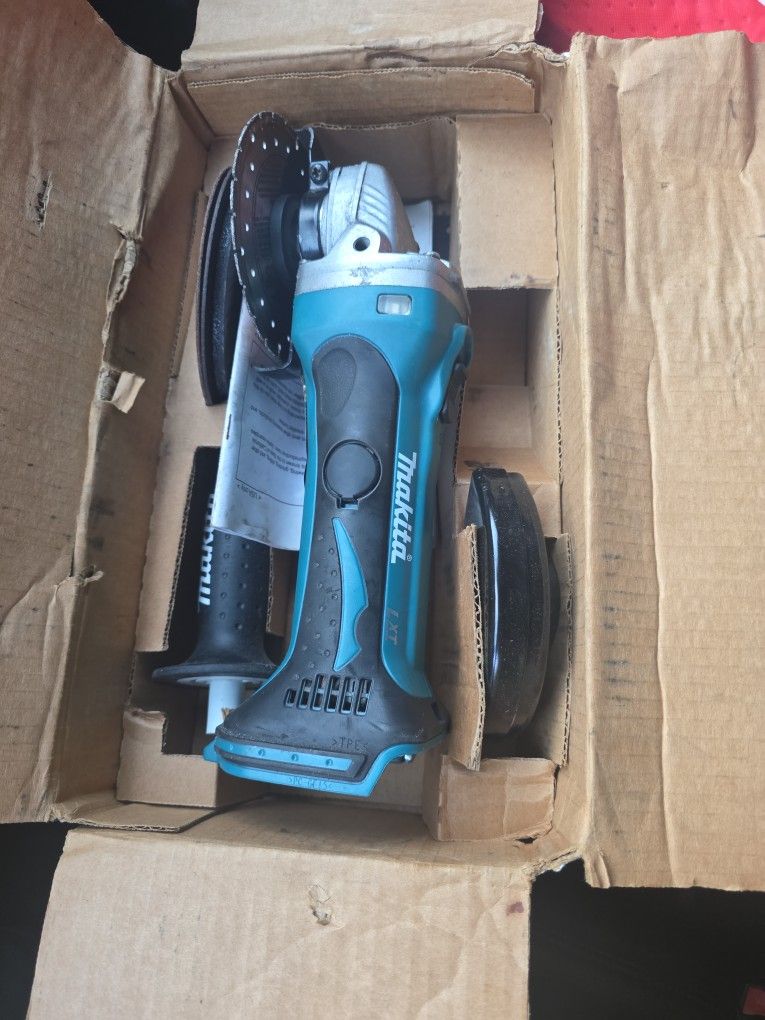 Makita Cordless Grinder