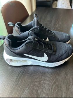 Nike Air Max Women 8.5