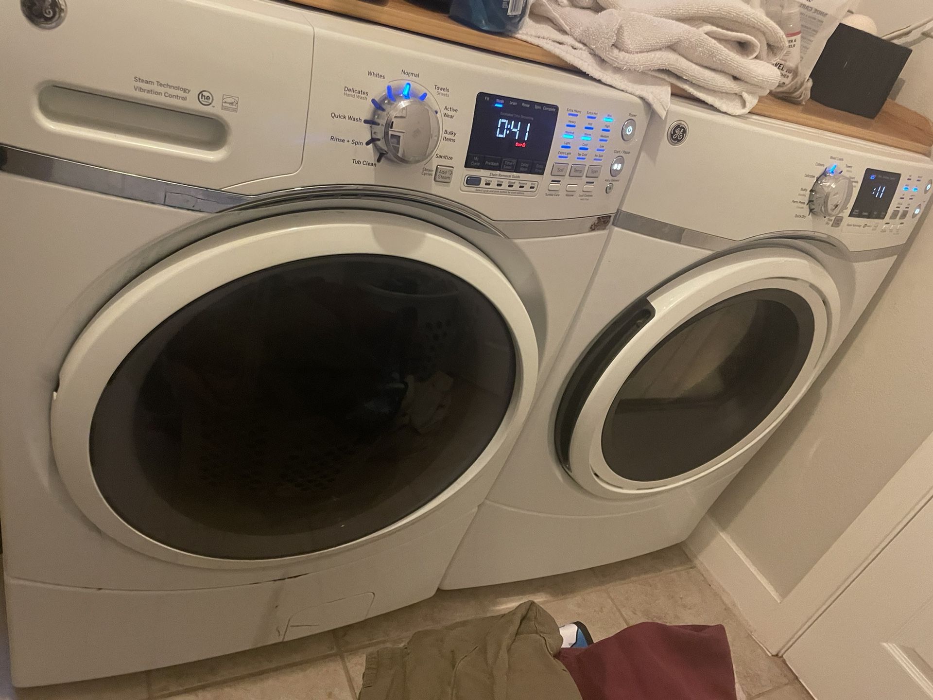 GE Washer Dryer Front Load Combo Set 2019 Model