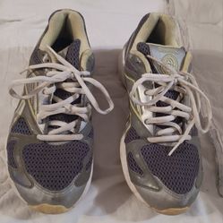 Women Shoes 