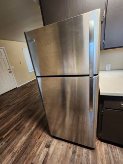 Frigidaire Refrigerator