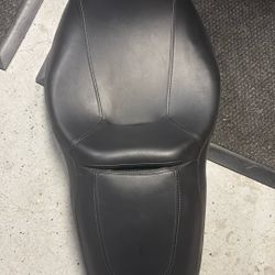 2022 Harley Davidson Road glide Seat And More. 