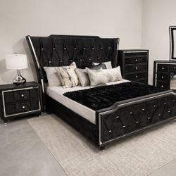 BLACK VELVET BED W/ Tall Headboard & LED’s 😍😍😍😍