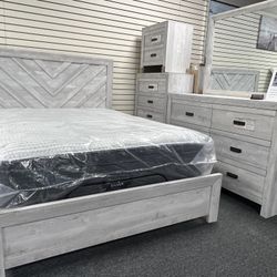Queen Size Bed Dresser Mirror $689. Add Chest & Nightstand $1099. Delivery & Set Up Available 