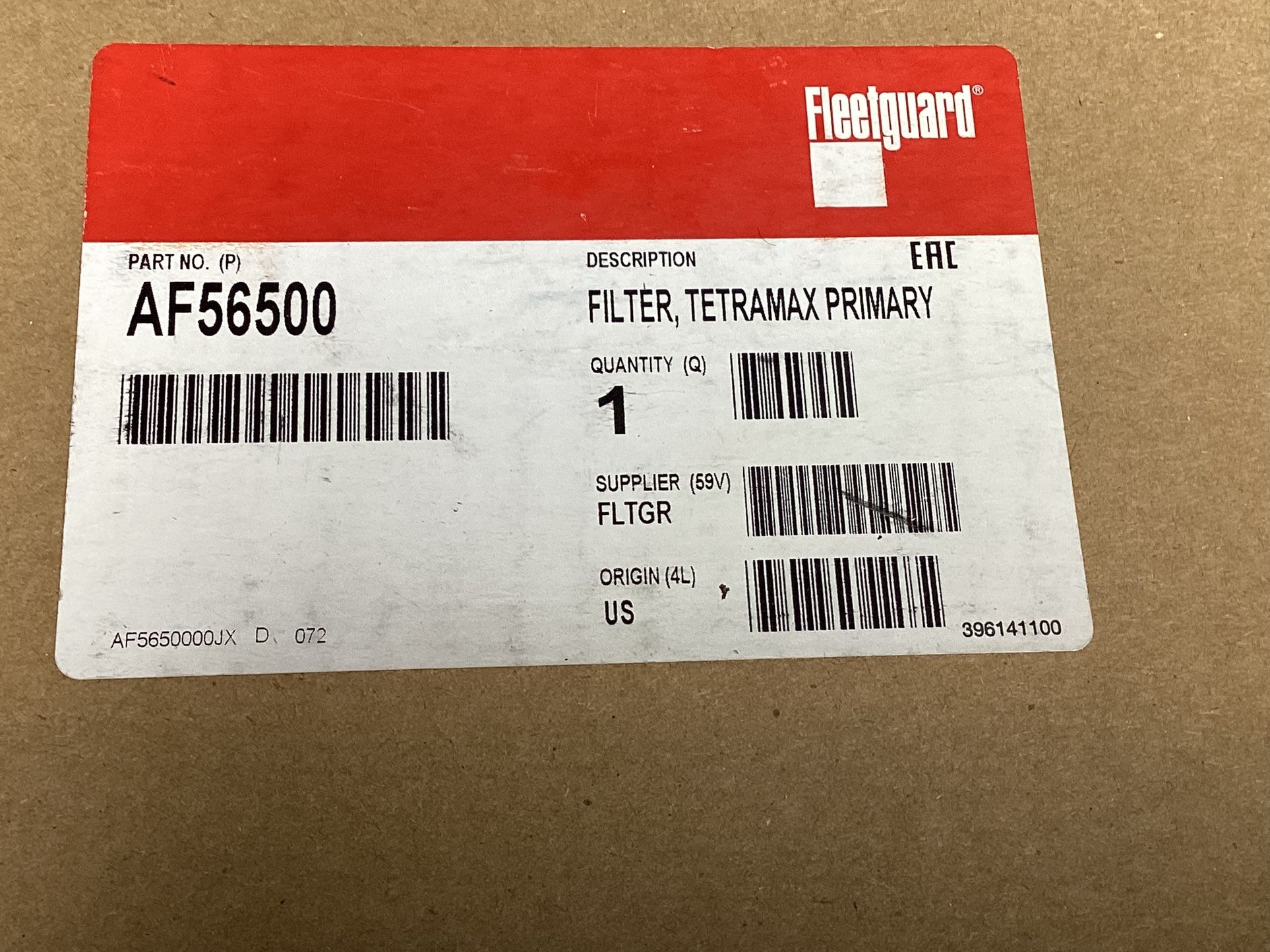 Fleetguard Air filter AF56500 Tetramax primary Filter NIB. For Freightliner / international Length 664.46mm Height 227.0mm