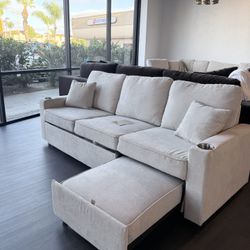 3-in-1 Sleeper Sofa — Couch, Chaise & Bed (Compact)/ Free Local Delivery 🚚 