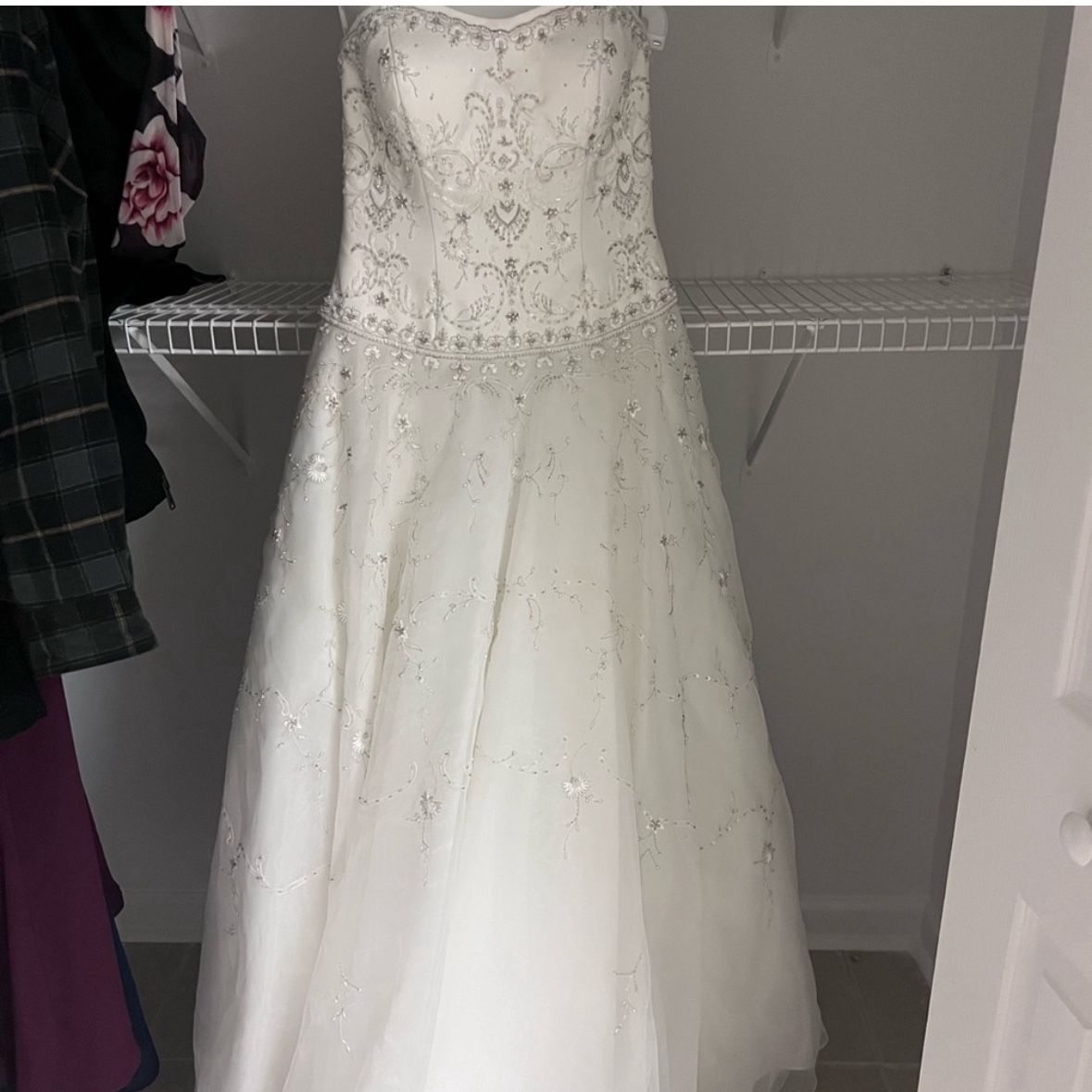 Wedding dress