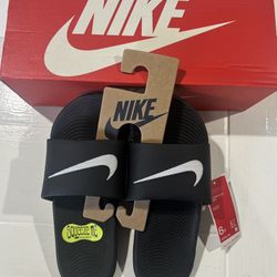 NEW Nike Kawa Slides (Youth Size 6Y) - $25
