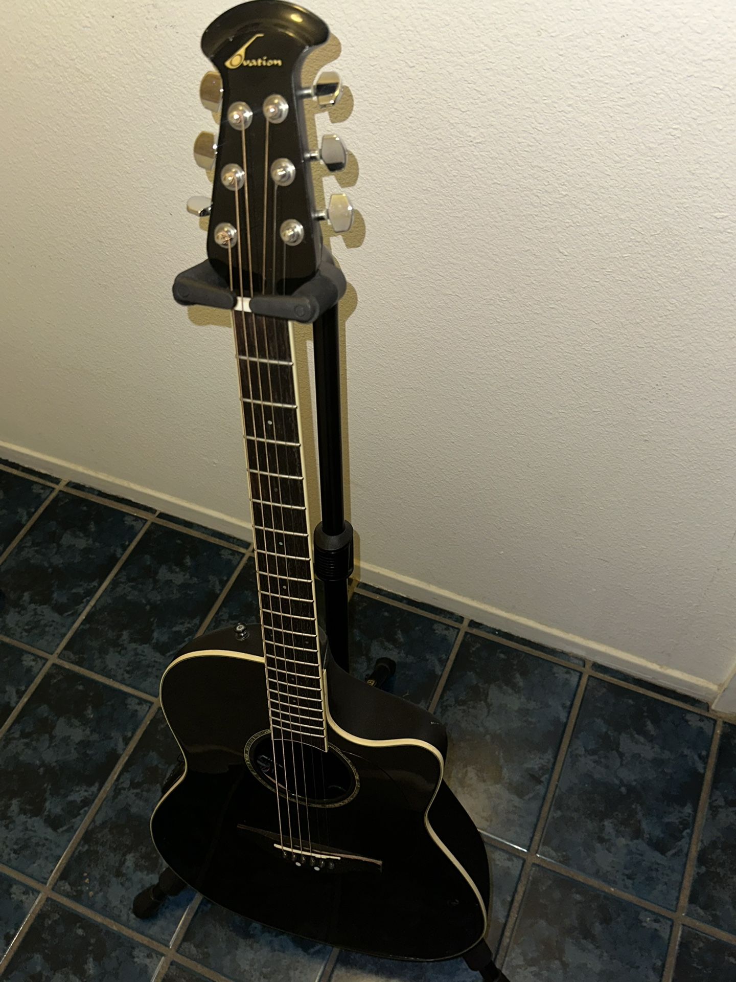 Acoustic Guitar