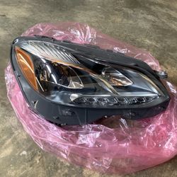 Mercedes Benz E450 Headlight