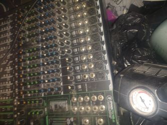 Mackie ProFX16 V3 Mixer