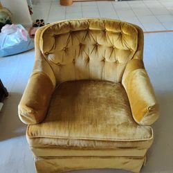 Plush Velvet Armchair Sofa (2)