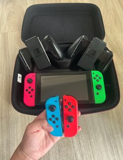 Nintendo Switch Bundle - Like New - Extra Joy-Cons, Dock & Carrying Case