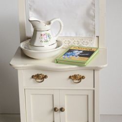 Pleasant Company American Girl Samantha’s Commode Full Set/ Original Hardware/ In Orginal box