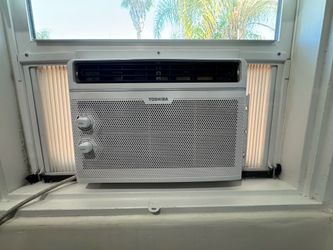 Toshiba window AC unit