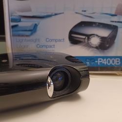 Samsung Lightweight COMPACT Projector