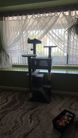 57 inch dark grey cat post {PICK UP IN PERSON ONLY WITH CASH}