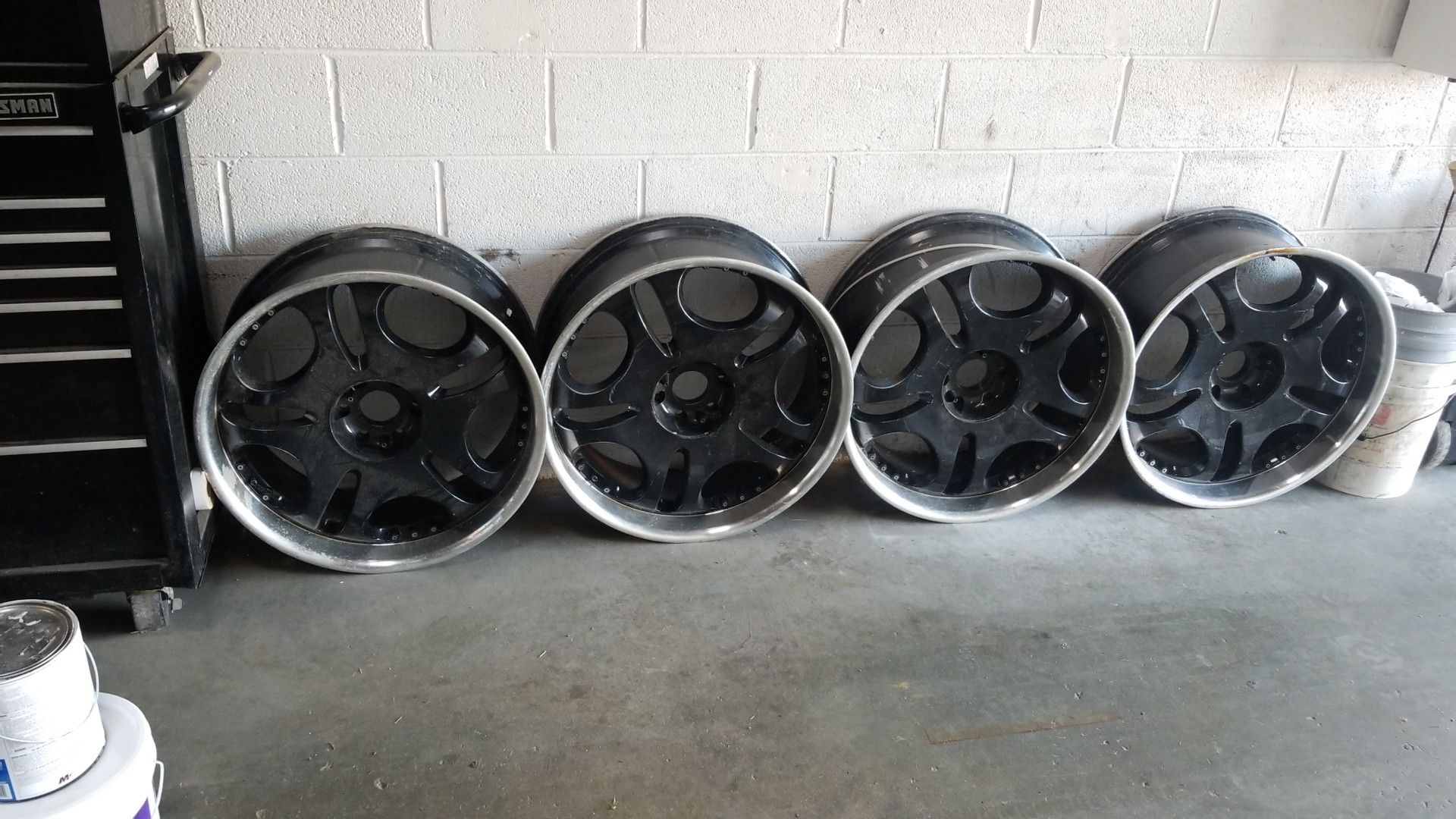 24"6 lug black Rims sale or Trade for 8 lug chevy rims