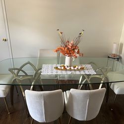 Dinning Table